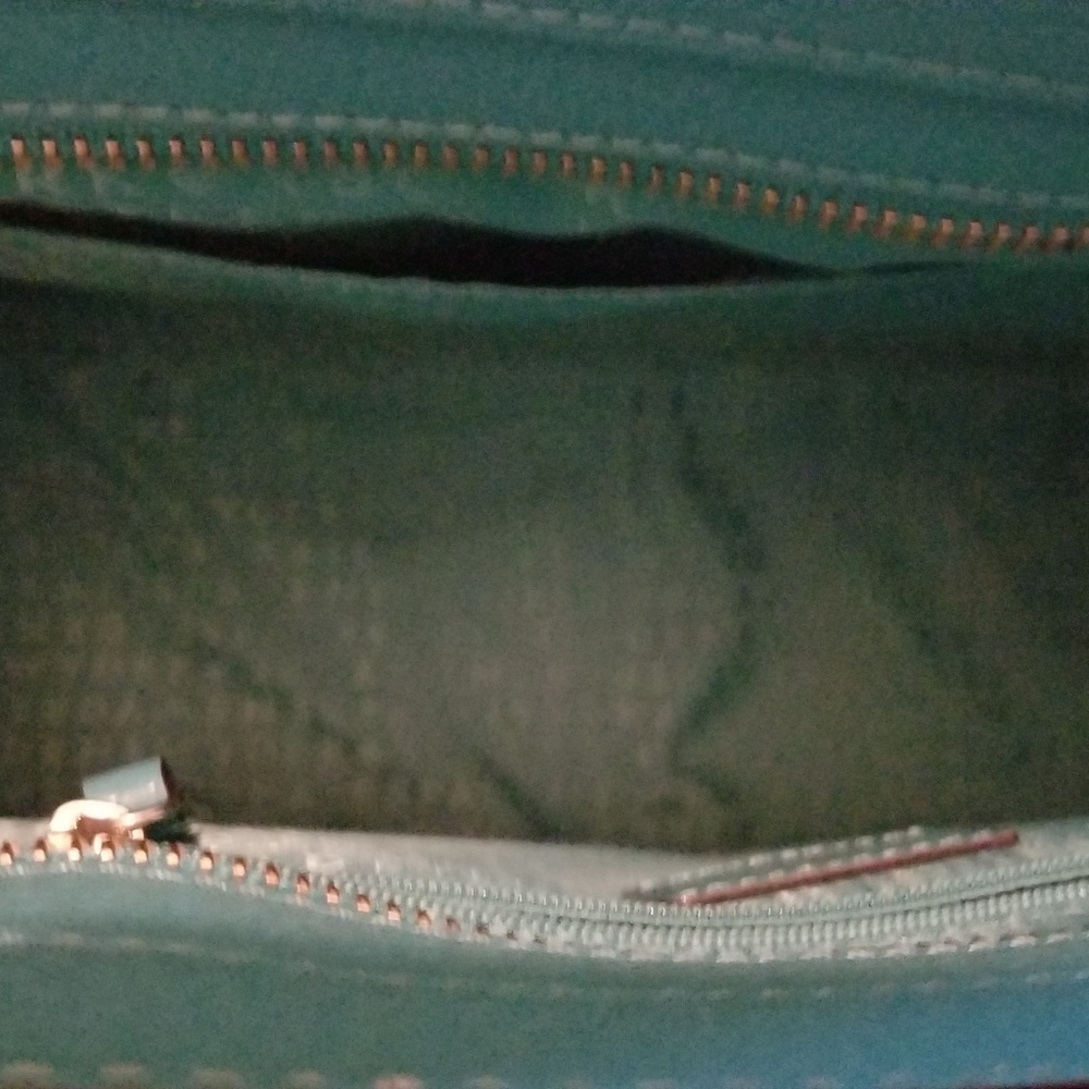 Purse - Picture 2 of 5